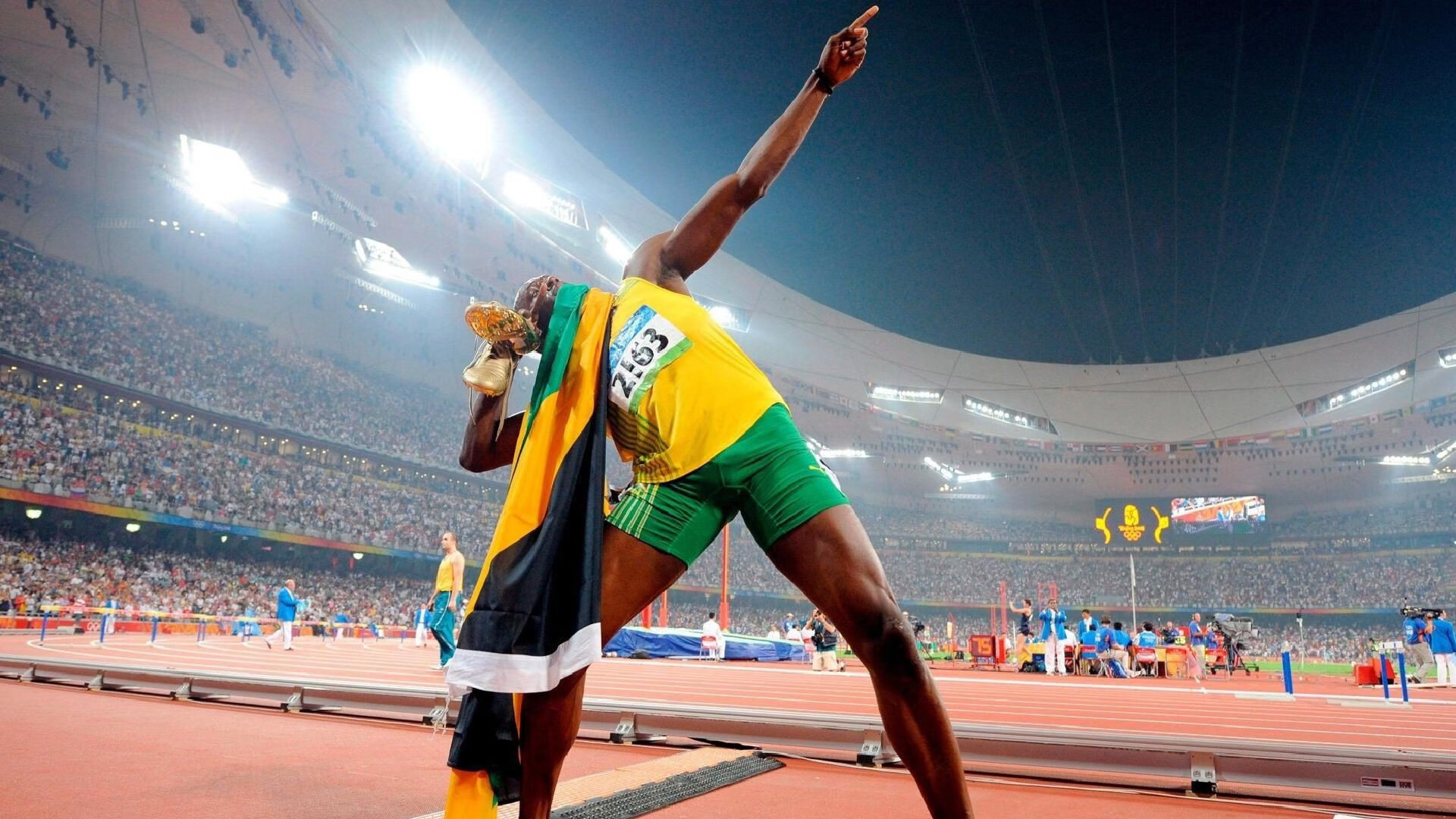 国际游泳锦标赛记录刷新，2021国际游泳锦标赛